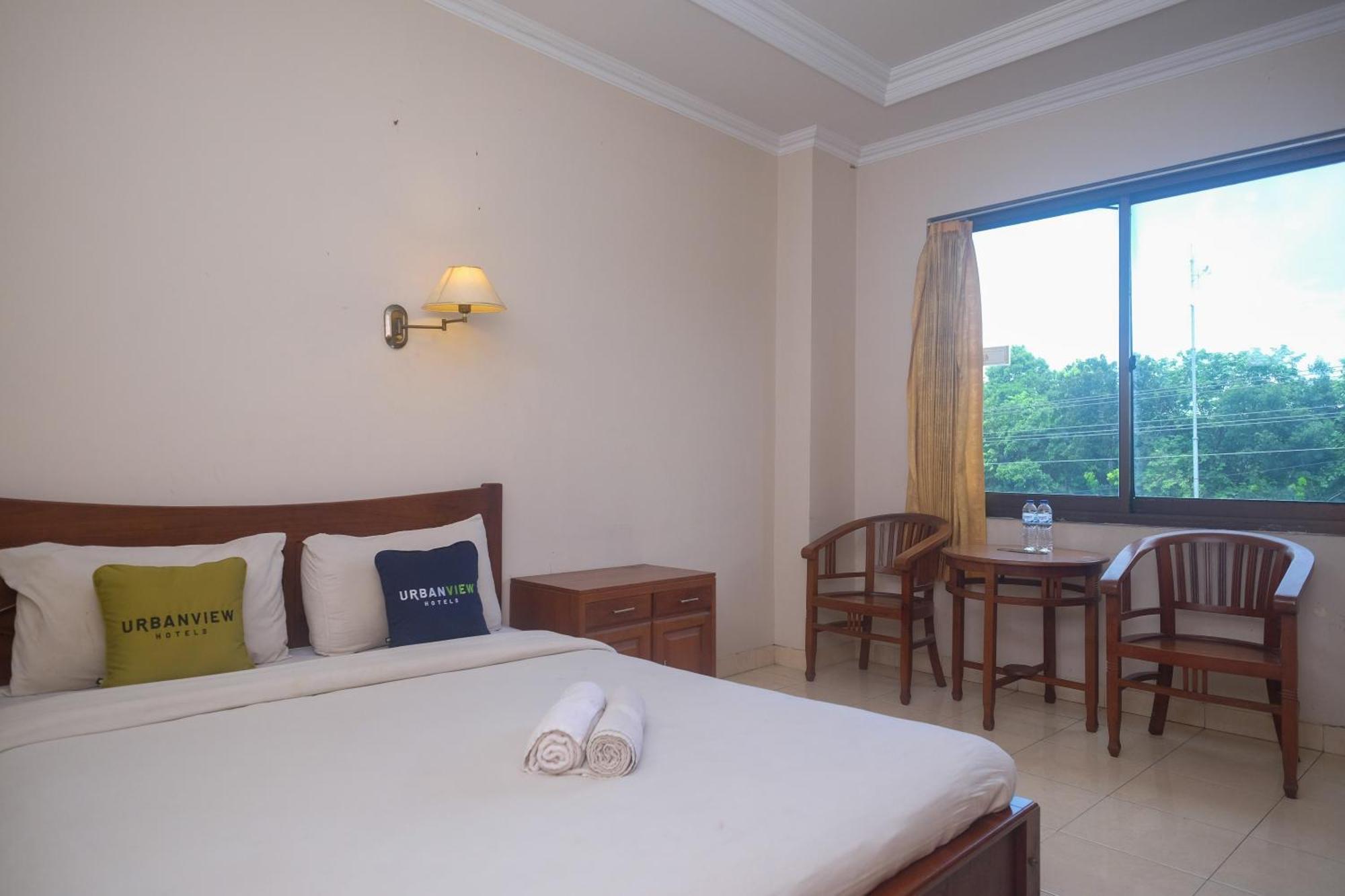 Urbanview Hotel Pondok Anggun Yogyakarta By Reddoorz Maguwo Exterior foto