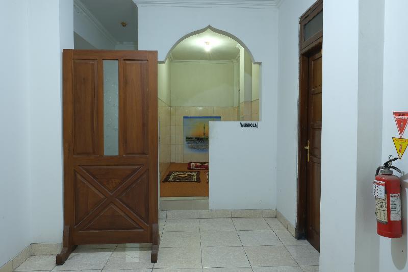 Urbanview Hotel Pondok Anggun Yogyakarta By Reddoorz Maguwo Exterior foto